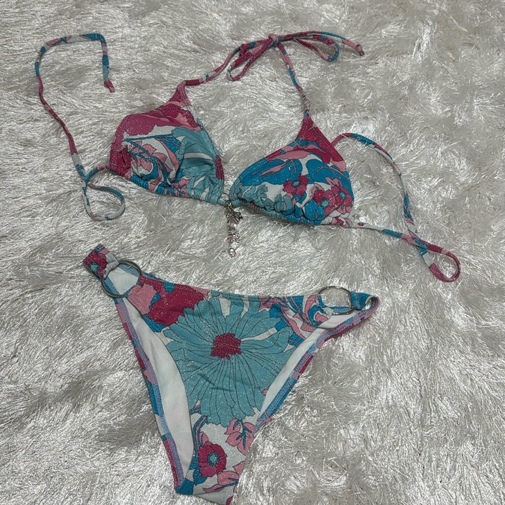 CUTE BIKINI